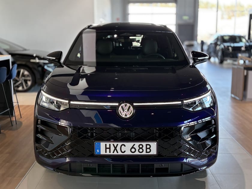 Bild 2 av Volkswagen Tayron 7-seater R-Line Black TDI 193hk DSG 4M *SPEC*