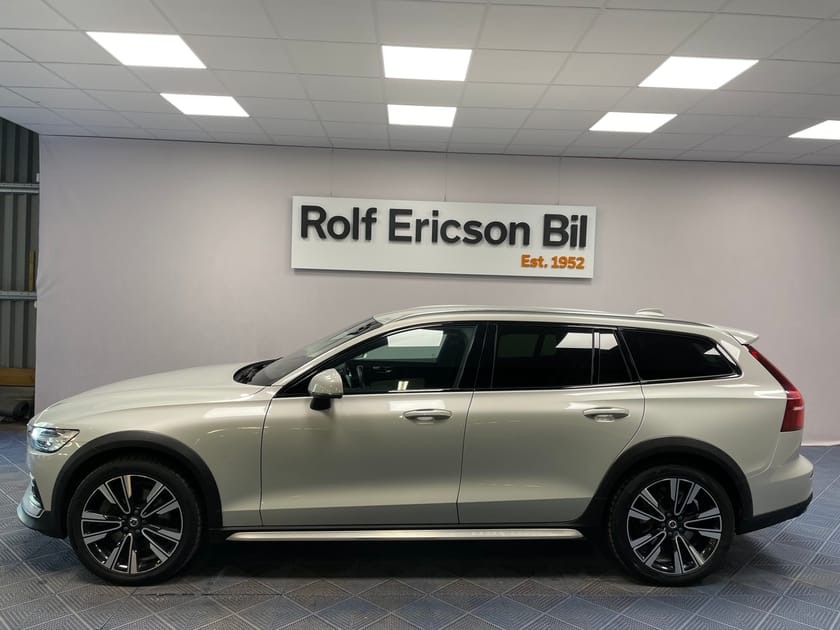 Bild 2 av Volvo V60 Cross Country D4 AWD Advanced SE II