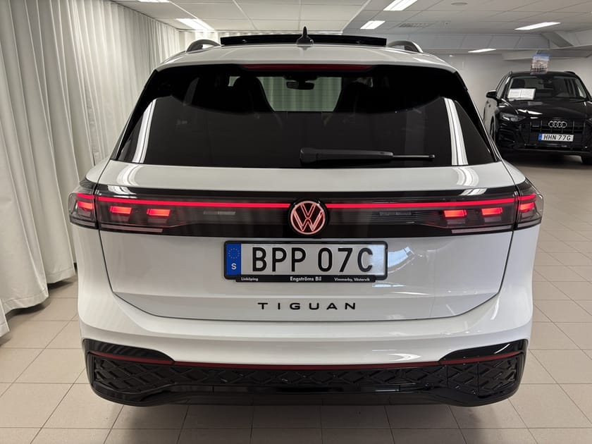 Bild 5 av Volkswagen Tiguan eHybrid R-LINE 1.5 272HK Pano/Black Style