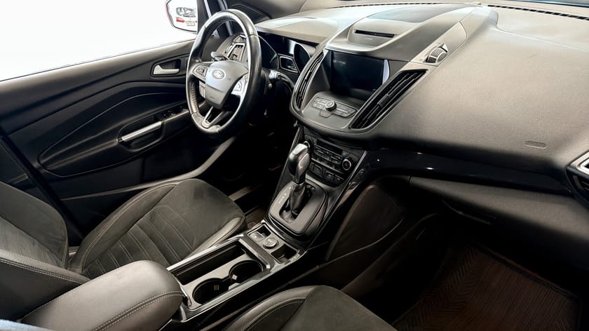 Bild 3 av Ford Kuga 2.0 TDCi AWD Powershift - NY KAMREM