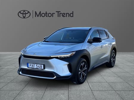 Toyota bZ4X AWD EXECUTIVE | KEYLESS | 360° | VENTILERADE SÄTEN |