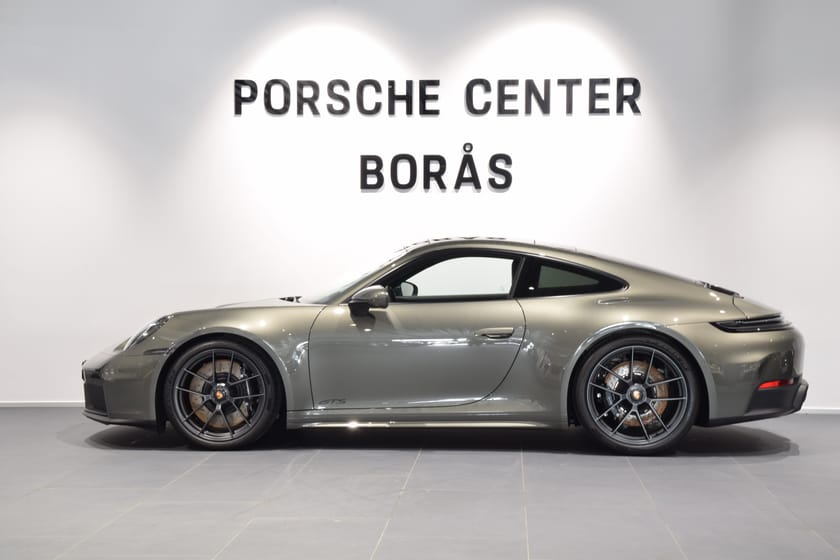 Bild 2 av Porsche 911 Carrera GTS 992.2 / Sömmar Night Green