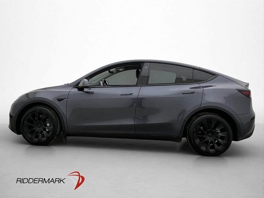 Bild 5 av Tesla Model Y Long Range AWD Uppgraderad AP Svensksåld