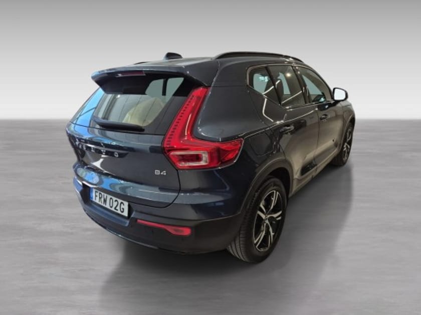 Bild 4 av Volvo XC40 B4 FWD Bensin Plus Dark
