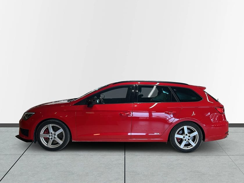 Bild 4 av SEAT León Cupra ST ST 2.0 TSI 290hk Navi Pano CarPlay Kamkedja