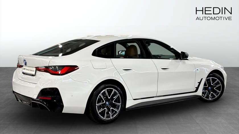 Bild 2 av BMW i4 M50 xDrive Gran Coupé M-sport 360° Kamera Drag HiFi Värmare Rattvärme