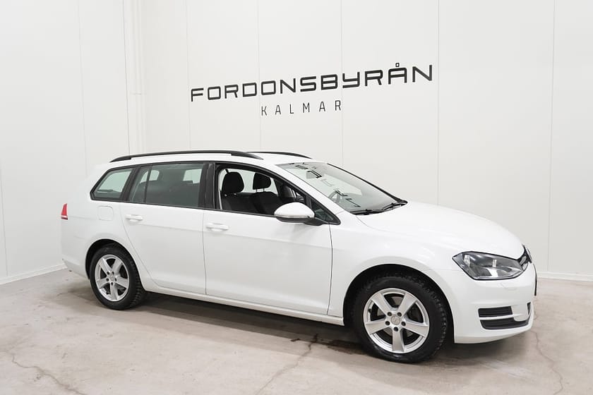 Bild 3 av Volkswagen Golf Sportscombi 1.2 TSI 110HK B-kamera CarPlay Drag