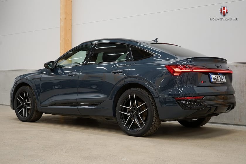 Bild 3 av Audi Q8 Sportback 55 e-tron quattro S Line Drag Pano B&O 3D