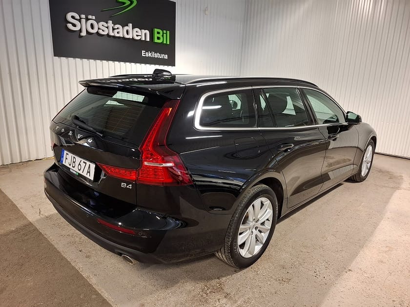 Bild 5 av Volvo V60 II B4 197 hk Geartronic Momentum 1 brukare