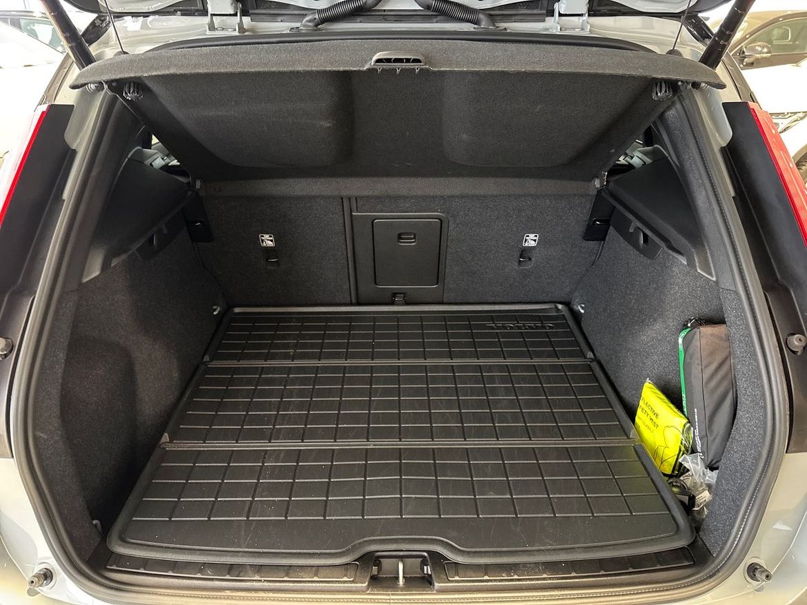 Volvo XC40 2024 - miniatyr 18