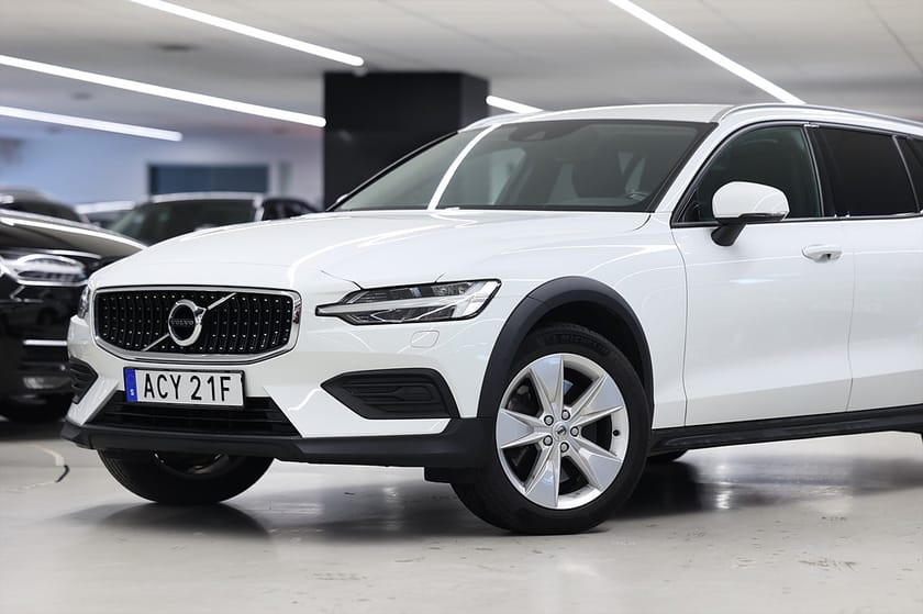 Bild 4 av Volvo V60 Cross Country D4 AWD 190hk Momentum Carplay Drag PDC VOC