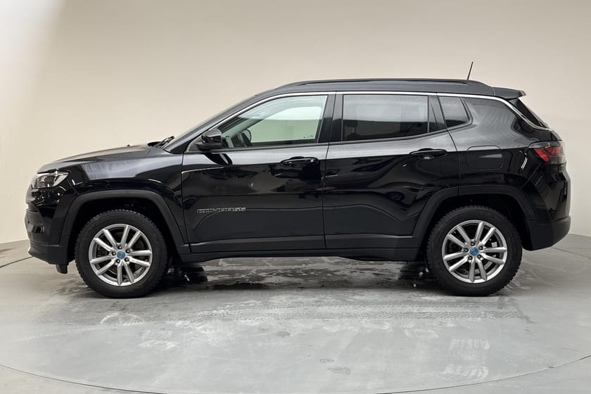 Bild 2 av Jeep Compass 4xe 1.3 PHEV 4WD (190hk) Limited Backkamera