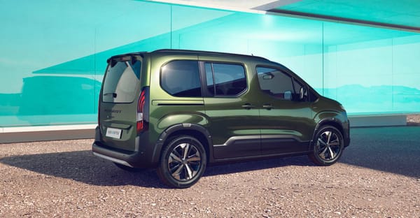 Nya Peugeot e-Rifter