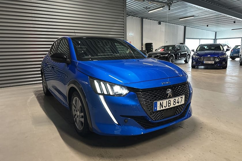 Bild 3 av Peugeot 208 1.2 PT 130hk GT Aut Backkamera Navi Adaptiv Farth Drag
