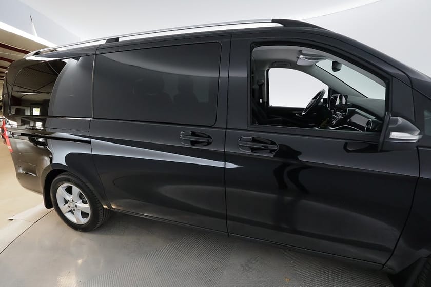Bild 3 av Mercedes-Benz V 220d 3.1t 6-sits B-kamera Dragkrok Värmare Vinterhjul