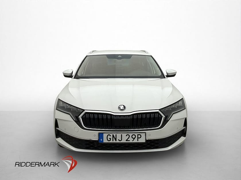 Bild 2 av Škoda Octavia Kombi Skoda TSI 115hk Cockpit Kamera CarPlay Drag MOMS