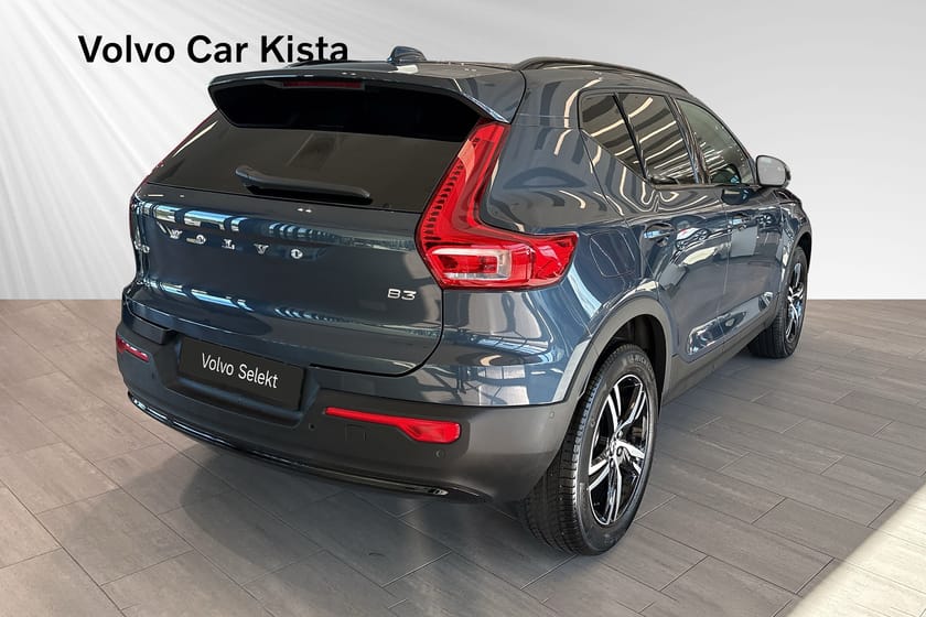 Bild 5 av Volvo XC40 B3 FWD Bensin Plus Dark 360Kamera