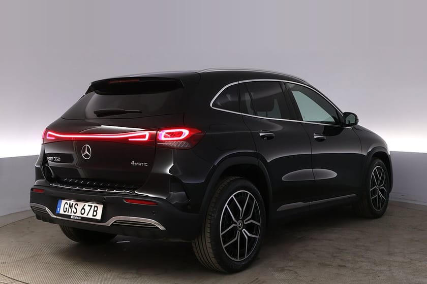 Bild 5 av Mercedes-Benz EQA 350 4MATIC AMG BSM AdapFarth Kamera