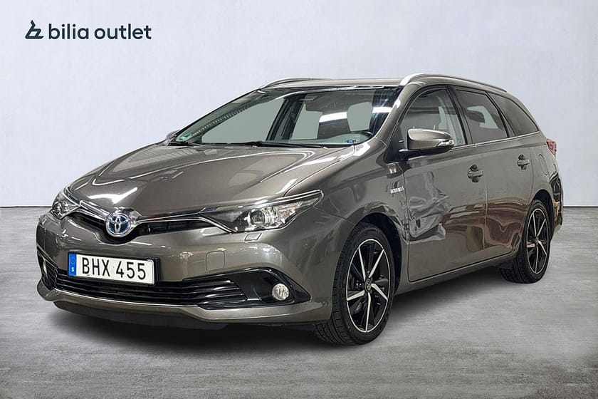 Bild 1 av Toyota Auris Touring Sports Hybrid TS e-CVT Intense Edition 136hk Backkamera