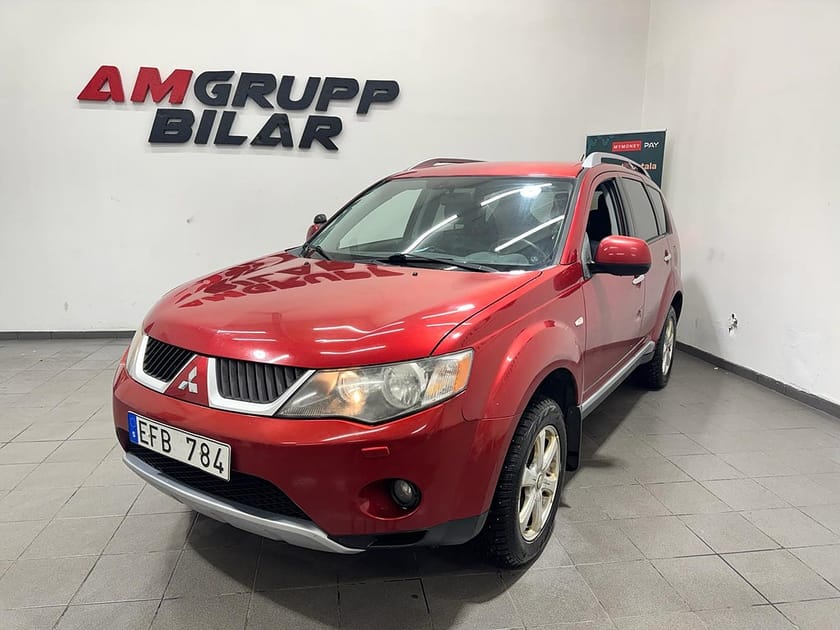 Bild 1 av Mitsubishi Outlander 7-seater 2.4 MIVEC AWC INVECS-III CVT Euro 4 Ny besiktigad!