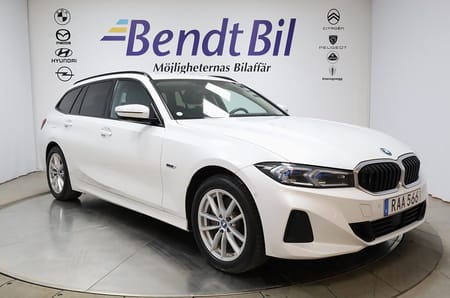 BMW 330e xDrive Touring