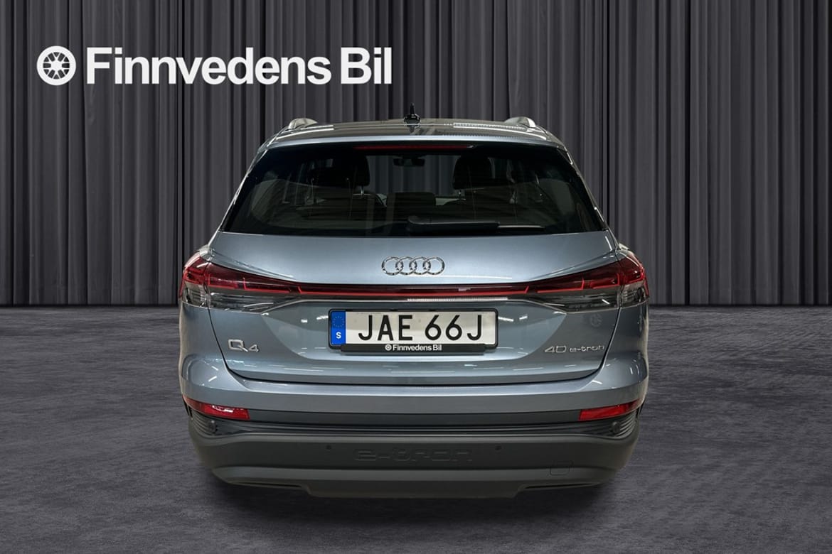 Audi Q4 e-tron 2023 - miniatyr 4