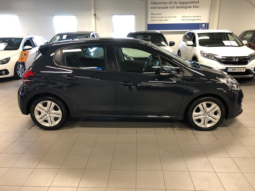 Bild 3 av Peugeot 208 Signature  PureTech 82