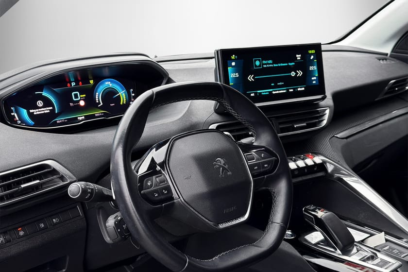 Bild 5 av Peugeot 3008 HYBRID 225 Plug-In Dragkrok Navigator