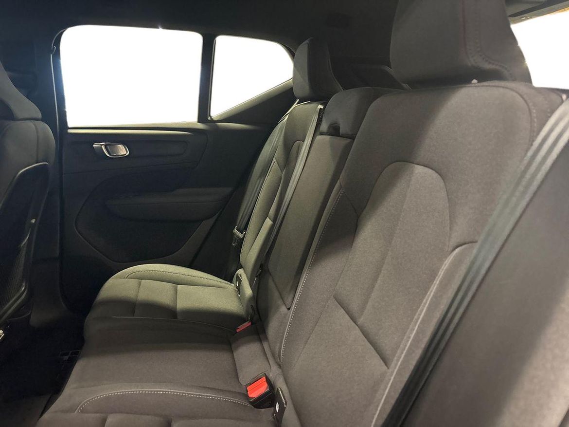 Volvo XC40 2023 - miniatyr 10