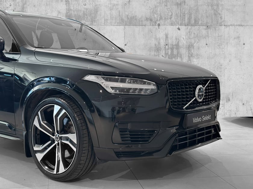 Bilde 2 av Volvo XC90 7 Seats R-Design/B&W/Luft/22"/Headup/360