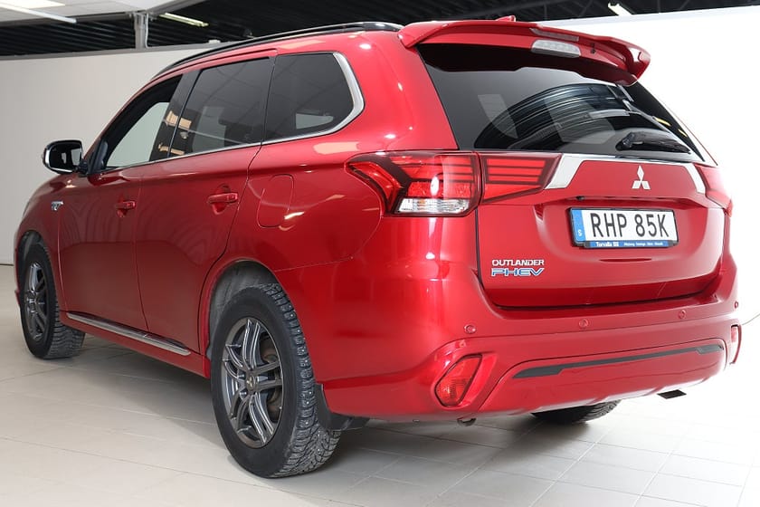 Bild 5 av Mitsubishi Outlander PHEV S-Edition Pano 360° Skinn V-Hjul Navi Värmare
