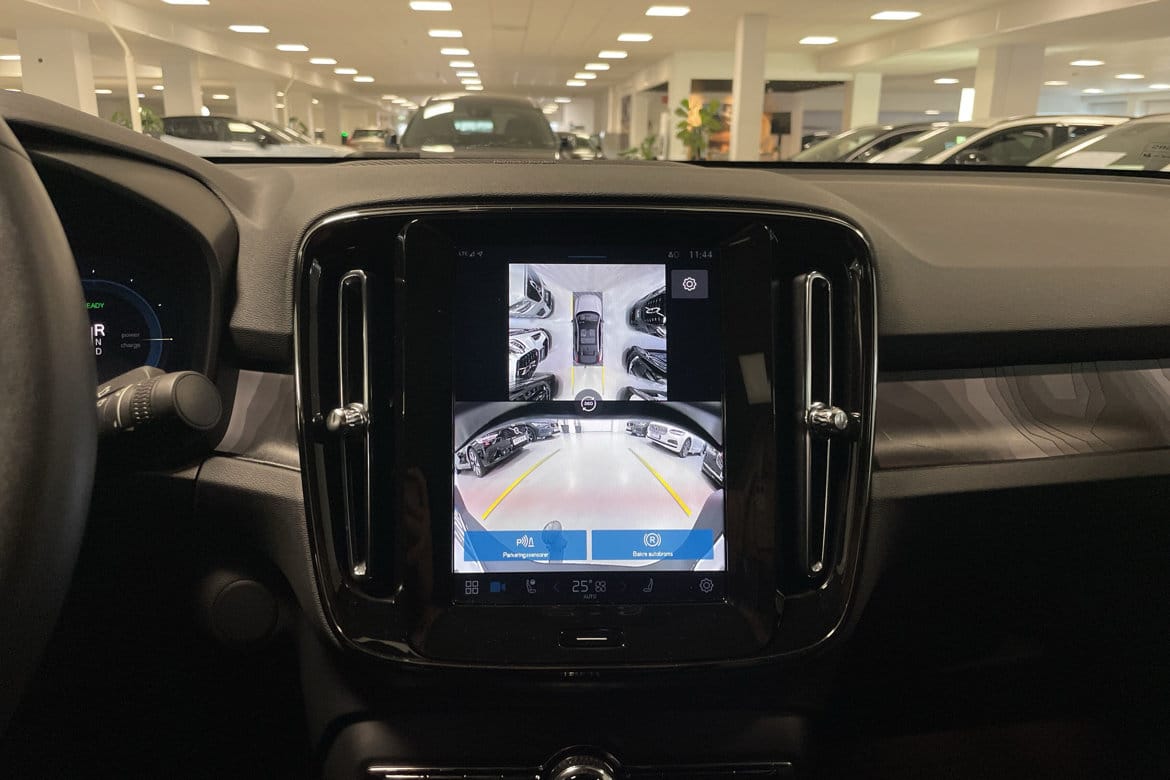 Volvo EC40 Twin Motor Performance