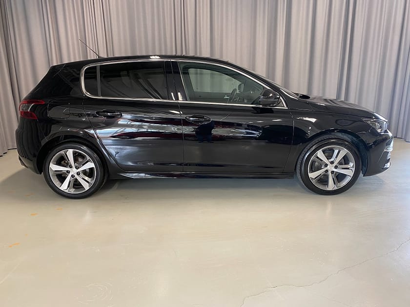 Bild 3 av Peugeot 308 GT 130hk Automat. Panorama, Navi, Massage