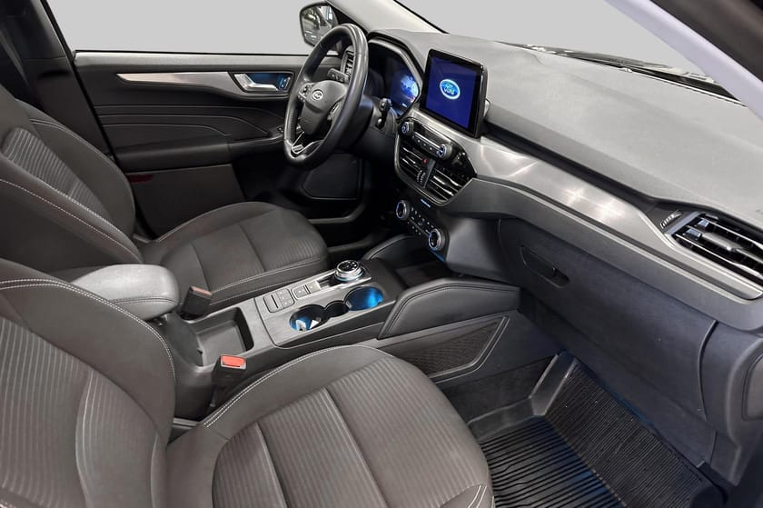 Bild 4 av Ford Kuga Plug-In Hybrid Titanium 2.5 225hk PHEV Aut (Vinterhjul)