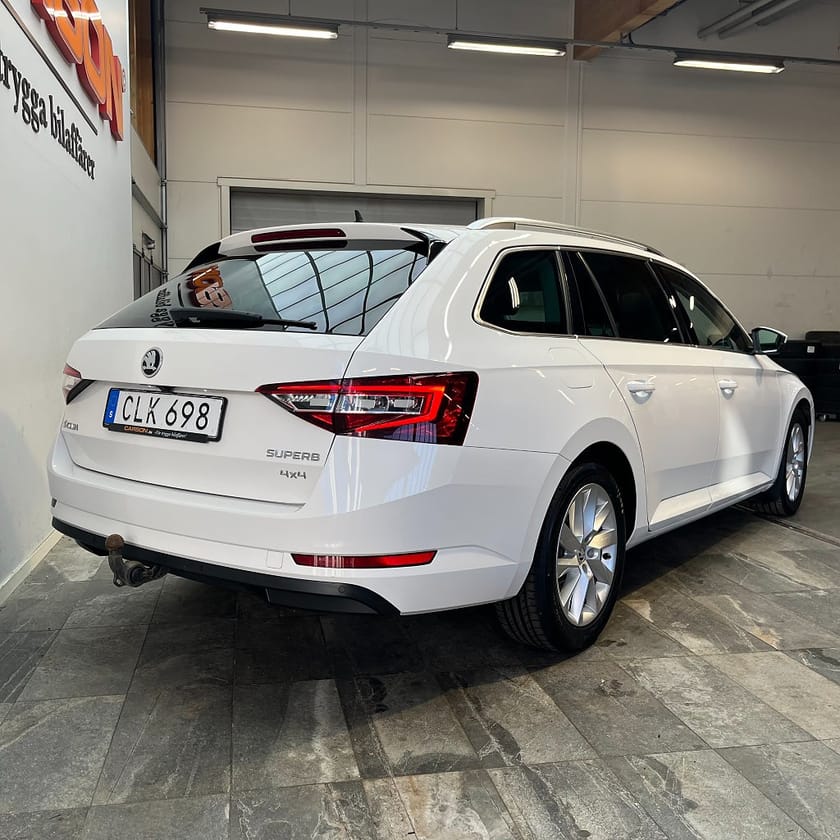 Bild 4 av Škoda Superb Kombi Skoda 2.0 TDI 4x4 Business Värmare Canton Carplay Drag