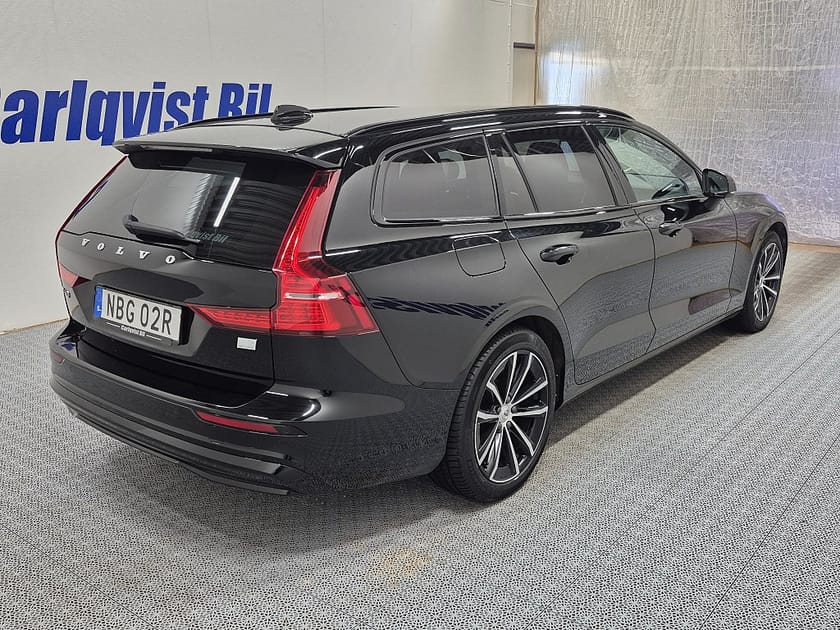 Bild 4 av Volvo V60 T6 Recharge Plus Dark plug in AWD 350HK 4x4 Läder