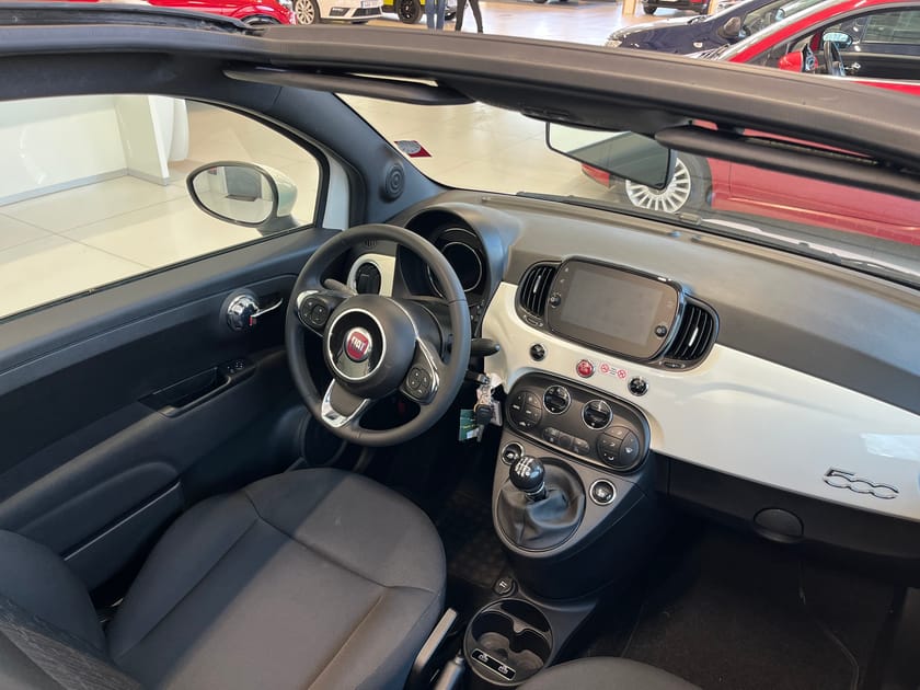 Bild 5 av Fiat 500C Hybrid Dolce Vita Cab