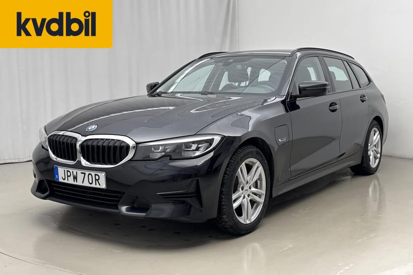 Bild 1 av BMW 330e xDrive Touring 330 292hk Sport Line GPS Drag
