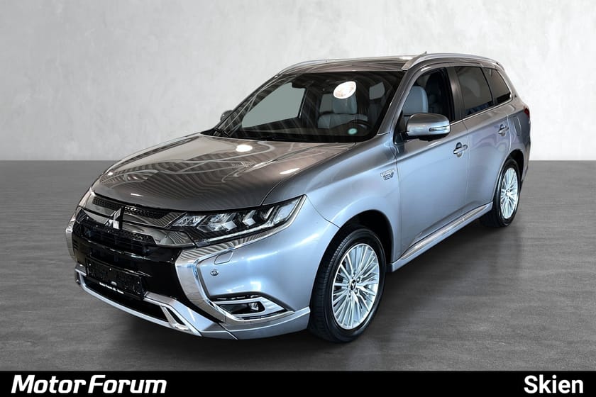 Bilde 1 av Mitsubishi Outlander PHEV Instyle+ toppmodell, m/hengerfeste!