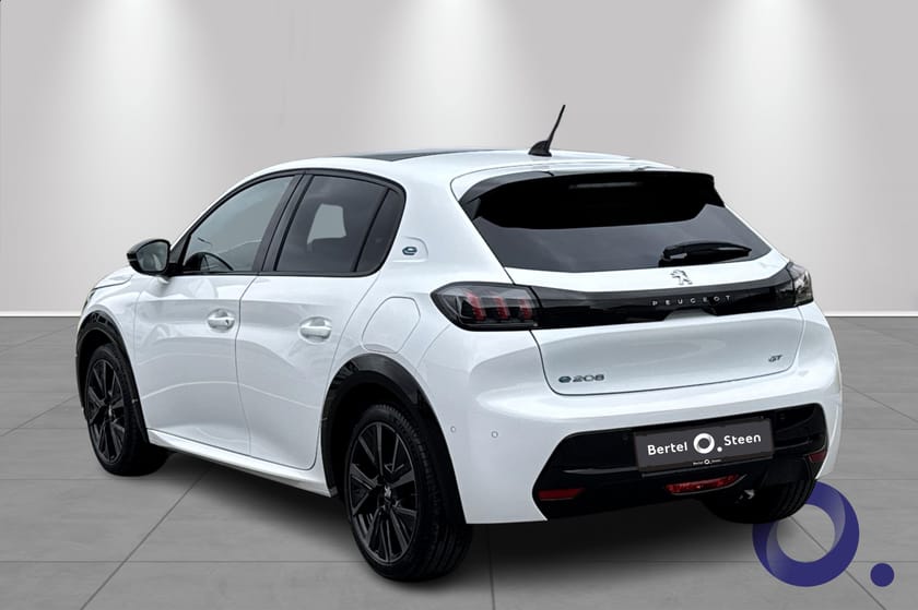 Bilde 3 av Peugeot e-208 GT Panoramatak
