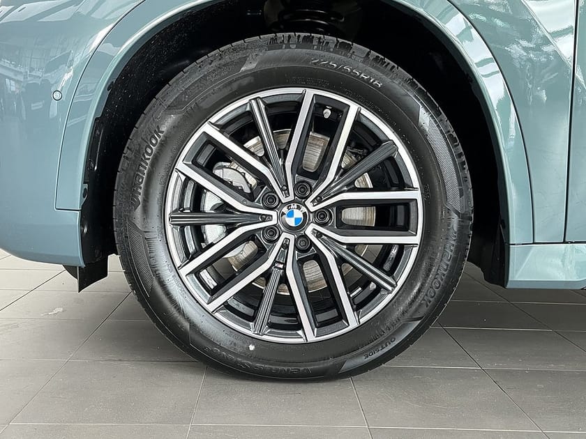 Bild 4 av BMW X1 xDrive25e M Sport Rattvärme Park Assist Sportstol