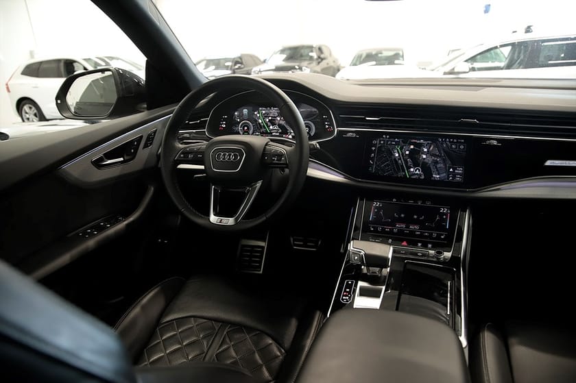 Bild 4 av Audi Q8 60 TFSI e quattro TipTronic, 490hk, 2025
