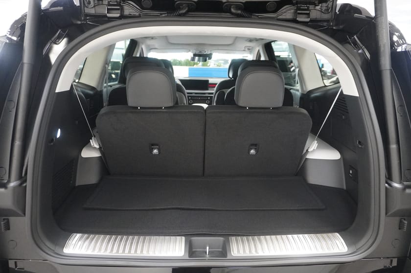 Bild 5 av Hyundai Ioniq 9 Performance AWD 6s 110kWh Perf Calligraphy Relax-Stolar Billånskampanj