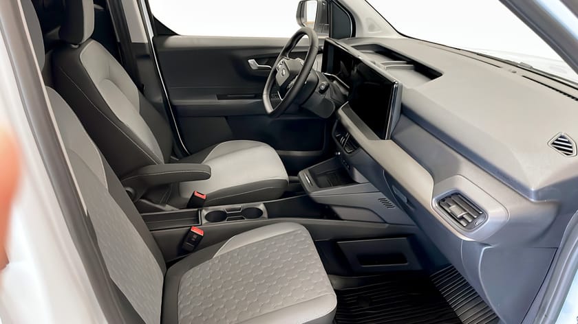 Bild 3 av Ford E-Transit Courier E-Courier Limited 15.000kr laddkort & 0% Leasing Ränta 36mån