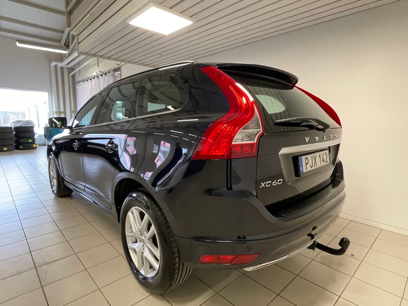 Bild 3 av Volvo XC60 D4 AWD Classic Momentum Drag