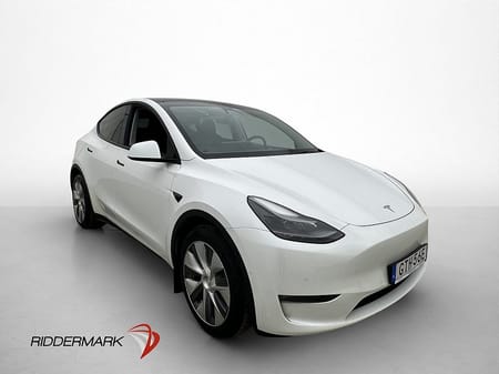 Tesla Model Y Long Range AWD Autopilot Kamera Svensksåld