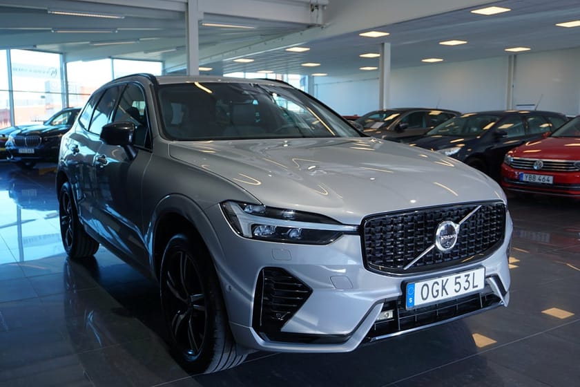 Bild 4 av Volvo XC60 Recharge T6 AWD 341HK R-Design Pano VOC H/K Drag Moms