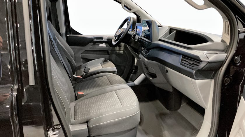 Bild 3 av Ford Transit Custom 320 Trend 320L 2.0 EcoBlue 136hk | P-Värmare / Dragkrok
