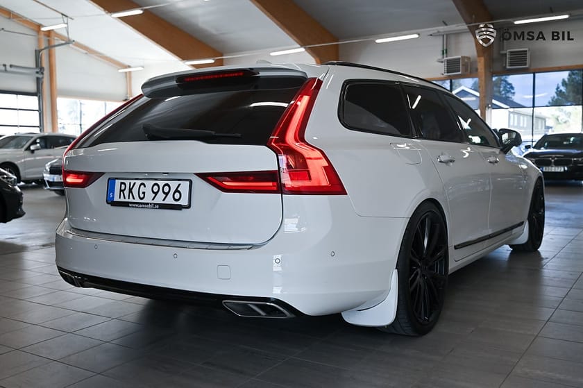 Bild 4 av Volvo V90 D4 AWD Inscription HuD Carplay Navi Panorama 190hk