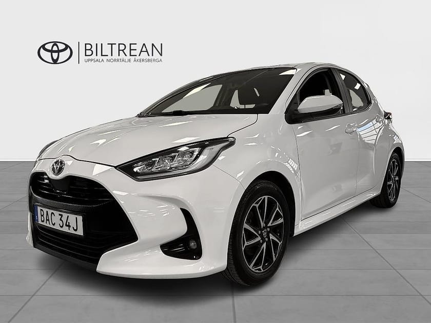 Bild 1 av Toyota Yaris Hybrid CVT Active Plus Vinterhjul
